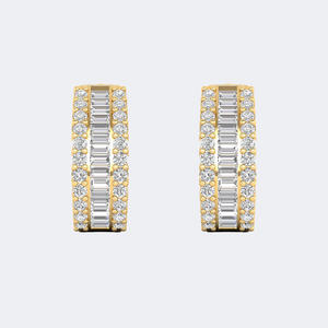 Pendientes de aro Huggie de triple fila con conjunto mixto de circonitas baguette y redondas de 4.30 CTW - Product Image 1