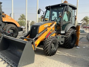 Chargeuse-pelleteuse 570 à prix d'usine, fiable pour la construction, avec godet avant, excavatrice arrière et système 4x4 - Product Image 4