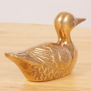 Figura de Pato de Latón Hecha a Mano, Elegante Escultura de Aves Acuáticas, Estatua Decorativa de Pato de Metal, Decoración de Lujo para Mesa de Hogar u Oficina - Product Image 4
