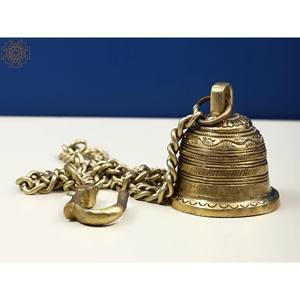 Cloche de temple en laiton de 2 pouces faite à la main petit article de sculpture fabriqué en Inde - Product Image 2