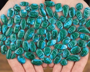 Lote de Cabujones de Crisocola y Malaquita Natural, Gemas Sueltas Pulimentadas, Formas Surtidas, Patrón Azul Verde, para Joyería - Product Image 2