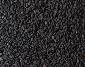 Semillas de sésamo negro frescas de fabricación india, recolectadas a mano en granjas orgánicas para el mercado global, disponibles a precio directo de fábrica. - Product Image 1