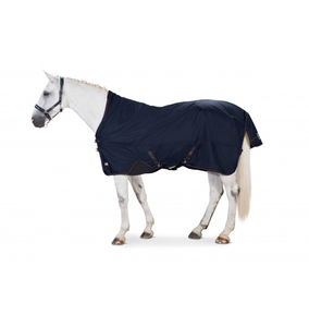 Manta impermeable para caballo con gran solapa para la cola, doble cierre en el pecho, para uso en exteriores en todas las estaciones. - Product Image 4