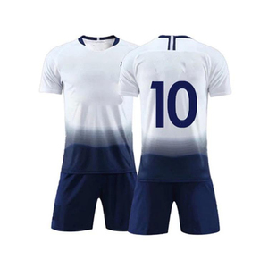 ชุดแข่งฟุตบอลชาย เสื้อเจอร์ซีย์และกางเกงขาสั้น ระบายอากาศ แห้งเร็ว สำหรับทีมฟุตบอล - Product Image 5