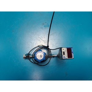 Régulateur de point d'utilisation Parker VERIFLO SQ130E1002PFS8FFSF+SETRA 225 54014502+225 UHP d'occasion – Équipement semi-conducteur de seconde main - Product Image 6