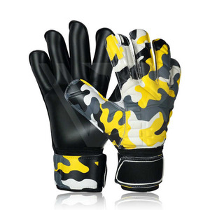 Best Selling High Quality Professional Adult Goalkeeper Gloves Latest Design Leather Gloves - Product Image 6