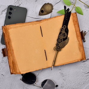 Journal en cuir gravé fait main avec fermeture à cordon |   Carnet vintage A5 avec motif plume |   Journal rustique pour écrire, cadeau - Product Image 5