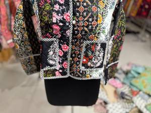 Chaqueta Acolchada para Mujer, con Parches Florales, Cuello Mandarín, Manga Larga, Ropa de Invierno, Bordado a Mano, Relleno de Poliéster, REGALO - Product Image 5