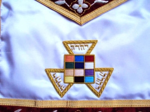 Delantal de Capítulo Masónico de Alto Sacerdote del Arco Real, de Seda Blanca y Satén, con Terciopelo Rojo, Regalia Ceremonial Masónica - Product Image 4