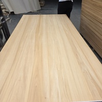 Planches de bois de Paulownia de qualité industrielle, collées sur le bords, haute stabilité, extra résistantes, pour la menuiserie professionnelle