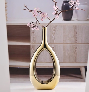 Handmade Modern <b>Gold</b> Metal <b>Vase</b> Donut Ring Shaped Luxury Tabletop Centerpiece Decorative Flower Vessel for Contemporary Decor - Product Image 1