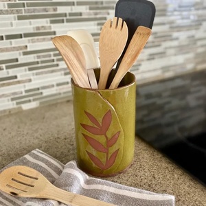 Portautensilios de Cerámica Artesanal con Motivo de Hoja Grabado, de Gres, Cocido a Alta Temperatura, Duradero, Organizador de Cocina Artístico - Product Image 3