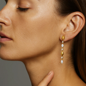 Pendientes clásicos chapados en oro de 18 quilates con diamante de corte marquesa y joyería de boda para mujer - Product Image 4