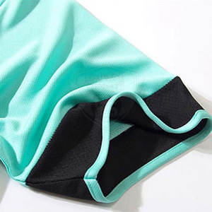 Uniforme de Fútbol Transpirable de Último Diseño y Nuevo Estilo, Uniforme de Fútbol de Color Sólido de Primera Calidad para Venta en Línea - Product Image 3