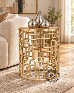 Mesa Auxiliar Redonda de Aluminio Chapada en Oro para Sala de Estar, Estilo Moderno y Lujoso - Product Image 1