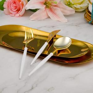 Ensemble de 3 couverts en métal doré et blanc (cuillère, fourchette, couteau) – Décoration de table, mariage, vaisselle de table, dernières nouveautés - Product Image 4