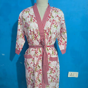 Albornoz de Hotel Unisex con Estampado de Tigre Rojo 100% Algodón, Estilo Kimono, Ropa de Dormir para Hotel y Spa, Venta al Por Mayor de Fábrica - Product Image 1