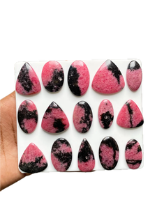 Lot en gros de cabochons en rhodonite noire et rose naturelle authentique, pierres précieuses non traitées de haute qualité pour les fabricants de bijoux en argent - Product Image 1
