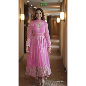 ATRACTIVE GEORGETTE BORDADO SECUENCIA BATA DE TRABAJO FONDO CON DUPATTA ROSA - Product Image 1