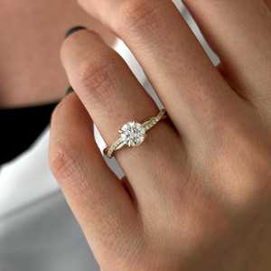 แหวนเพชรเพาะเลี้ยง 1 กะรัต E VVS2 สำหรับหมั้น แหวนทองคำขาว 14k ลายถัก สำหรับขอแต่งงาน ได้รับการรับรองจาก IGI - Product Image 1