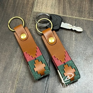 Western Style Genuine Leather Keychain Handmade With Woven Pattern Durable <b>Key</b> <b>Ring</b> <b>Custom</b> Leather <b>Key</b> Holder For Men Women - Product Image 1