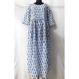 Robes décontractées de créateur moderne tendance pour femmes en pur coton imprimé à la main tissu floral à manches longues Kurtis au sol - Product Image 1