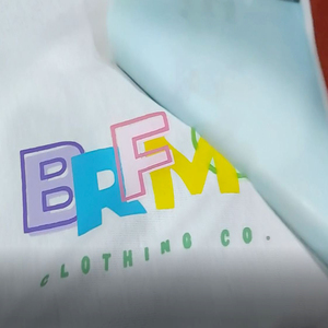 Film de transfert thermique plastisol personnalisé, écologique, non toxique, imperméable, couleur et taille personnalisées pour impression par transfert lavable - Product Image 5