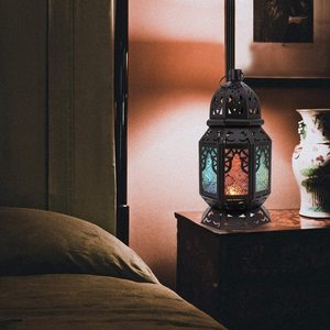Lanterne décorative artisanale Calvin, porte-bougie, lampe suspendue noire et colorée avec technique de polissage, décoration de la maison pour le Ramadan, cadeau - Product Image 4