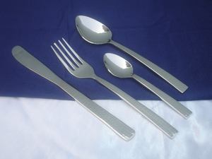 Juego de Cubiertos Decorativos Hechos a Mano en India, Juego de Cubiertos de Acero Inoxidable con Pulido Brillante/Niquelado, Juego de Cubiertos Elegantes para Mesa de Boda - Product Image 2