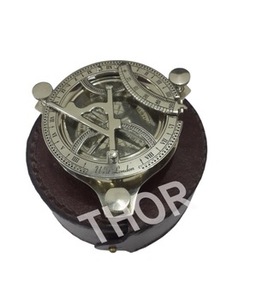 Boussole à cadran solaire en nickel à collectionner avec boîte en cuir marron équipement de positionnement de navigation de poche en laiton nautique article cadeau - Product Image 6