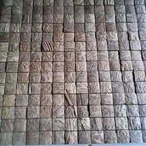 Rivestimento di pavimentazione delle mattonelle di mosaico del pannello di parete delle coperture dello scudo decorativo nero marrone naturale originale - Product Image 4