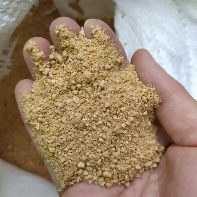 2021 Sale Wholesale best Poultry Animal Chicken Corn Gluten Meal Feed 18% from South Africa