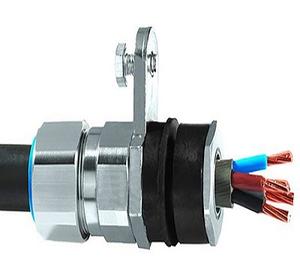 Presse-étoupe en acier inoxydable isolé de haute précision Super qualité B324 presse-étoupe en laiton isolé disponible en stock en vrac - Product Image 6