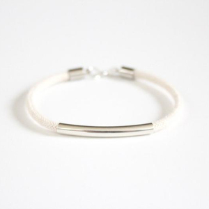 Bracelet en corde nouée fait main, pour le bonheur - Product Image 1