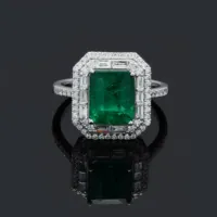 Best Selling Classic Design Emerald Ring With Diamonds