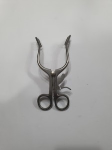 Rétracteur Adson manuel de qualité supérieure en acier inoxydable, instruments chirurgicaux vétérinaires, revêtement doré, approuvé ISO 13485/9001, Endo - Product Image 4