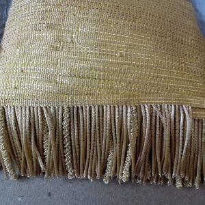 Ribete de Flecos Dorados a Medida - Rayón/Poliéster Ecológico y Duradero para Textiles del Hogar y Prendas de Vestir (Venta al por Mayor) - Product Image 2