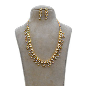 Ensemble de collier rond en perles de Kundan plaqué or traditionnel élégant, dernière mode indienne 2025, pour femmes et filles - Product Image 1