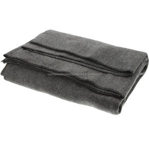 100% mantas de invierno de lana a granel Avior Industries PVT LTD Grey Raschel técnicas tejidas a rayas sólidas hechas en la India para hospitales - Product Image 6