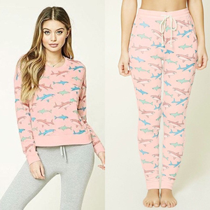 Chándal con capucha para hombre y mujer, Conjunto de camiseta y pantalón corto, cómodo y más vendido - Product Image 4