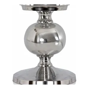 Unique Style Metal Candle Stand Home And Hotel Tabletop Decoration Candelabra Silver Antique Finishing Candle Light Stands