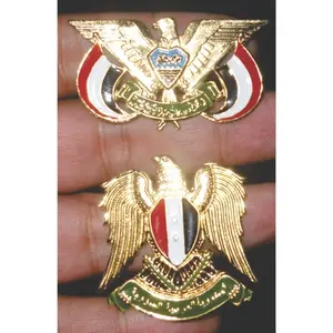 Insigne en métal OEM Badges en laiton de haute qualité Boucle de ceinture épée personnalisée Boutons en laiton moulé sous pression dans des matériaux de première qualité