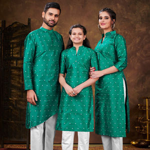 Nueva tendencia Look Hombres Camisa de tela de algodón pesado Ropa formal Hombres indios Ropa barata Precio bajo Readymade Wholesale Surat Garment - Product Image 1