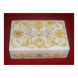 Boîte à chocolat jaune naturelle en marbre blanc, mère de perle, pour la vente en gros - Product Image 1