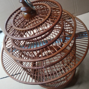 Jaula de pájaro de bambú, diseño más nuevo y de buena calidad, precio barato, 100% hecho en VIETNAM por el Mejor artesano - Product Image 1