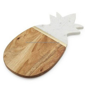 Planche à découper en bois en forme de cœur avec manche de couteau en acier inoxydable, compatible lave-vaisselle pour une préparation alimentaire facile - Product Image 5