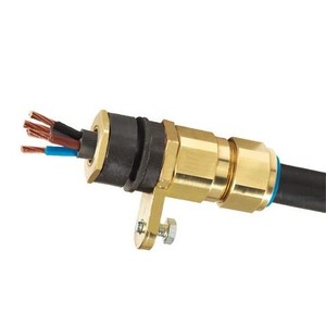 Presse-étoupe en acier inoxydable isolé de haute précision Super qualité B324 presse-étoupe en laiton isolé disponible en stock en vrac - Product Image 5