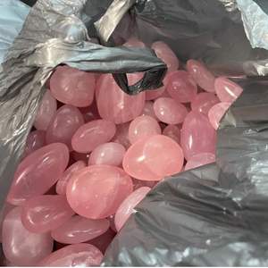 Fábrica al por mayor de cuarzo rosa Natural piedra caída Reiki curación meditación cristal Feng Shui energía divina recuerdo - Product Image 5