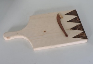 Tabla de Quesos de Madera de Pino con Diseño Único 2026, para Cortar, con Cuchillo, a Precio Económico - Product Image 2