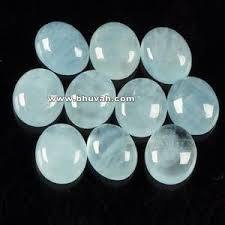 สีเขียวน้ำทะเล